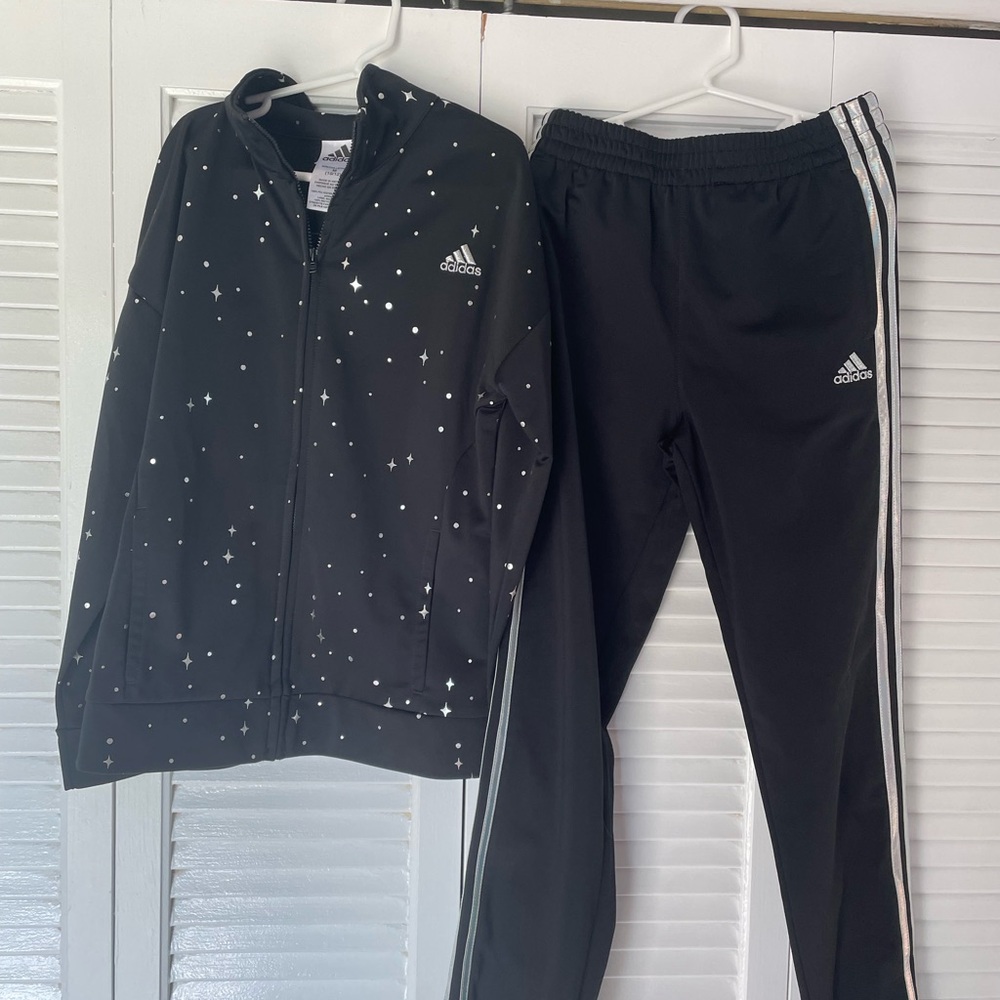 Kids Adidas Track Suit (10/12)
